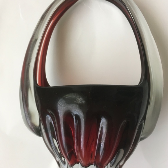 Hand made blown glass basket candy basket glass basket with handle - Picture 6 of 7